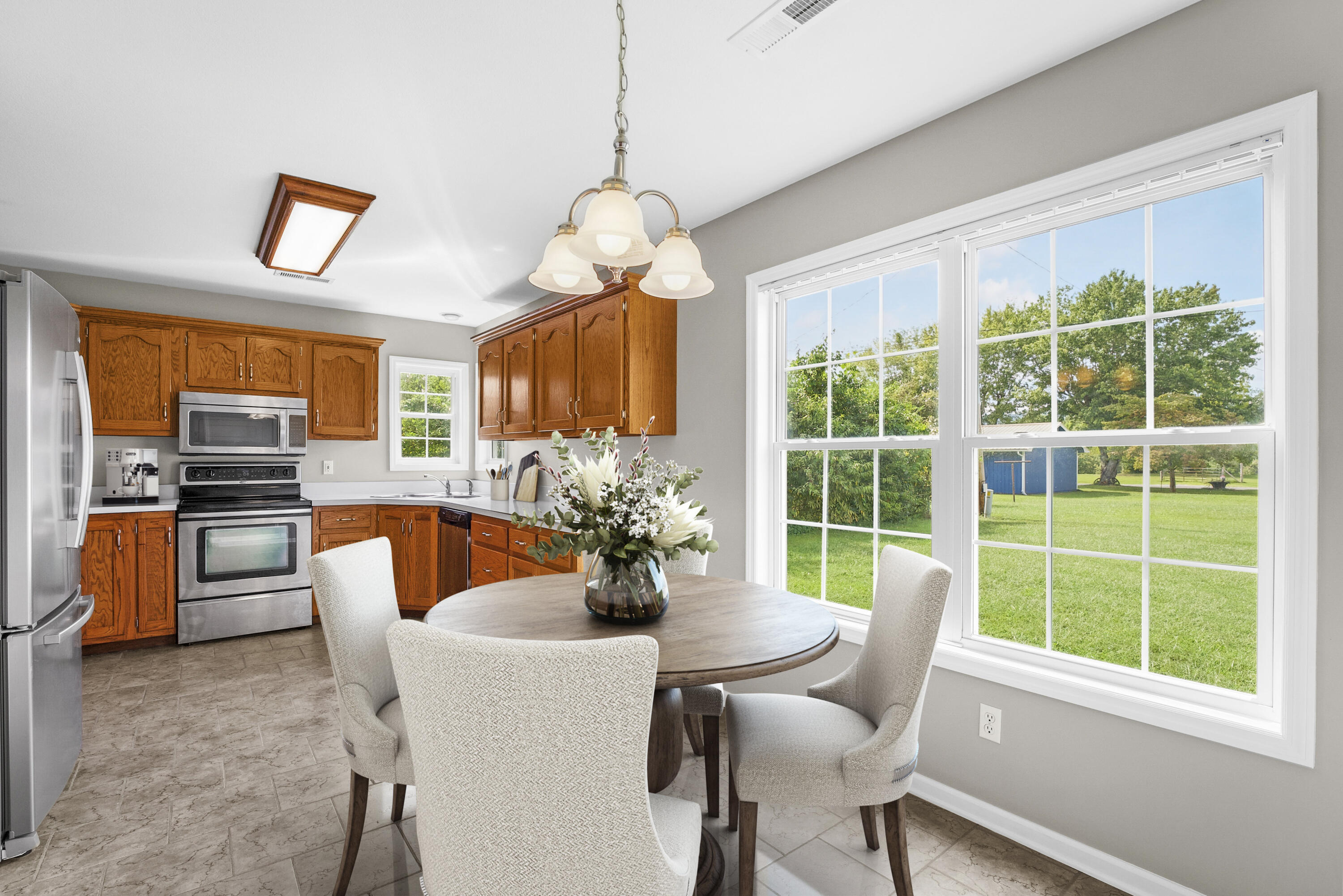 184 Travis Drive Spring City, TN 37381 - Photo 19 of 40 019_65ba6d5a884b909e98dcd95fc83699d3630f