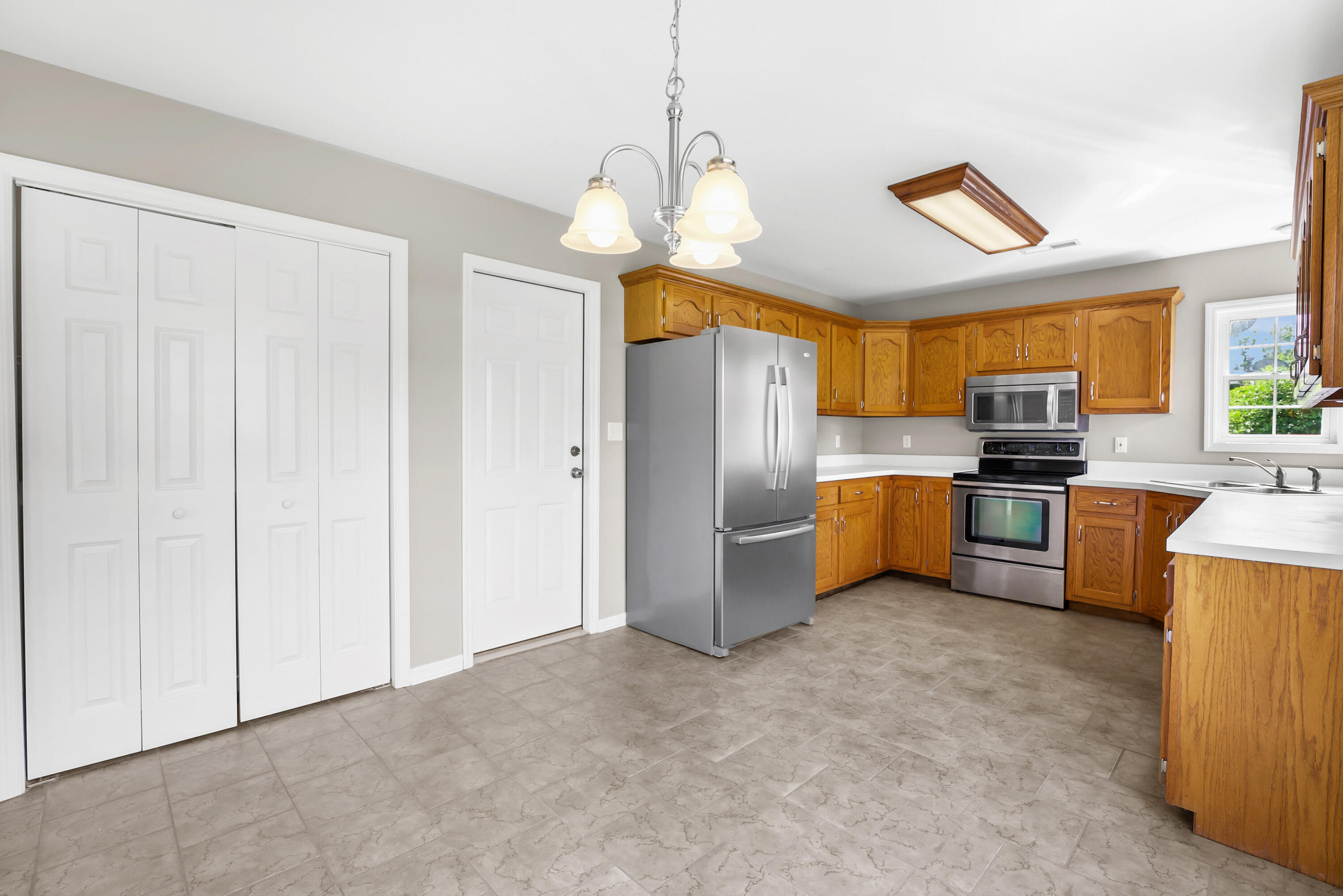 184 Travis Drive Spring City, TN 37381 - Photo 25 of 40 025_dsc06656_55