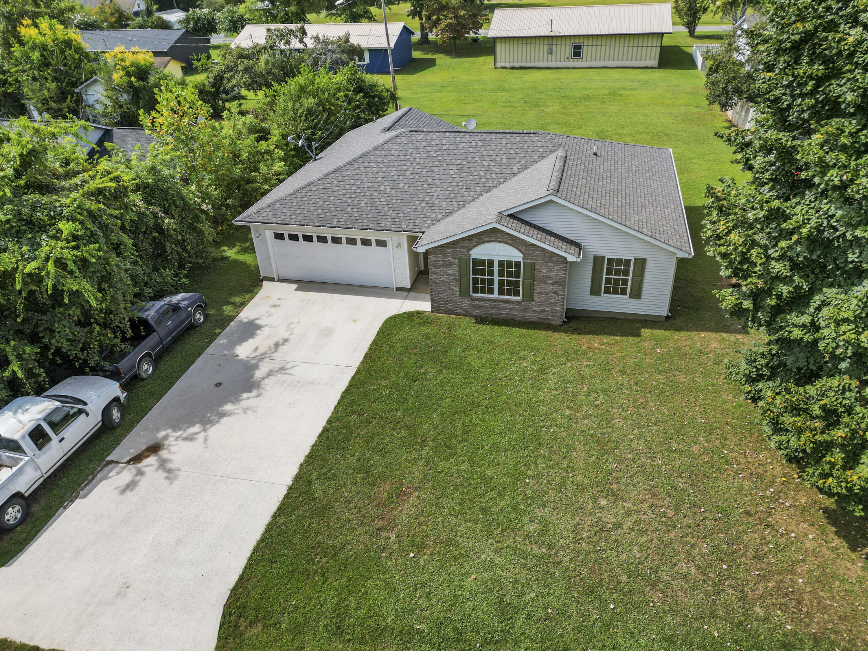 184 Travis Drive Spring City, TN 37381 - Photo 4 of 40 001_dji_0534_76