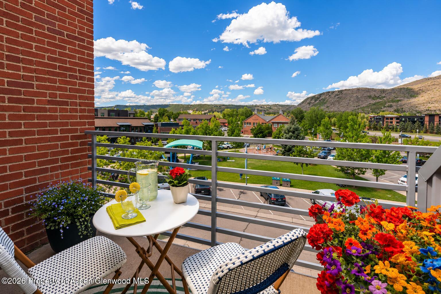 231 Robinson Street, Unit 320 Basalt, CO 81621 - Photo 15 of 22 Patio View
