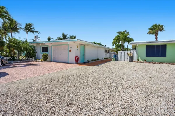 $849,000 | 151 10th Street, Marathon, FL 33051
