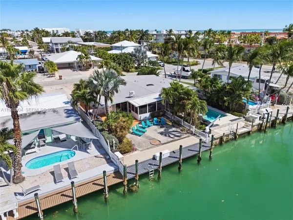 $849,000 | 151 10th Street, Marathon, FL 33051