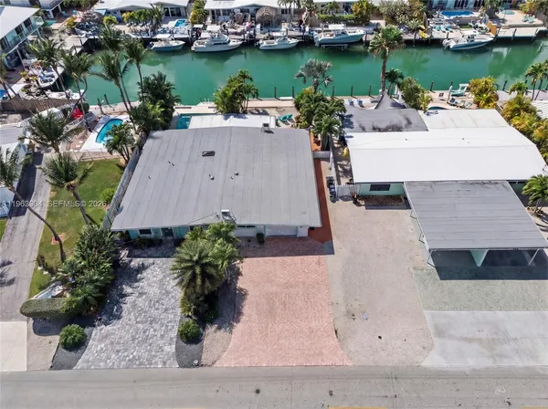 $849,000 | 151 10th Street, Marathon, FL 33051