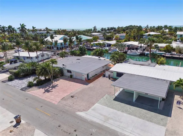 $849,000 | 151 10th Street, Marathon, FL 33051