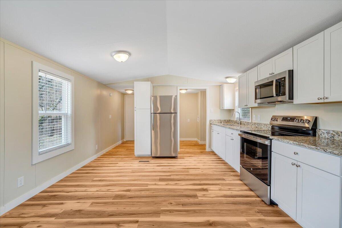 1993 Boones Mill Road Boones Mill, VA 24065 - Photo 11 of 38 11-MIB04840