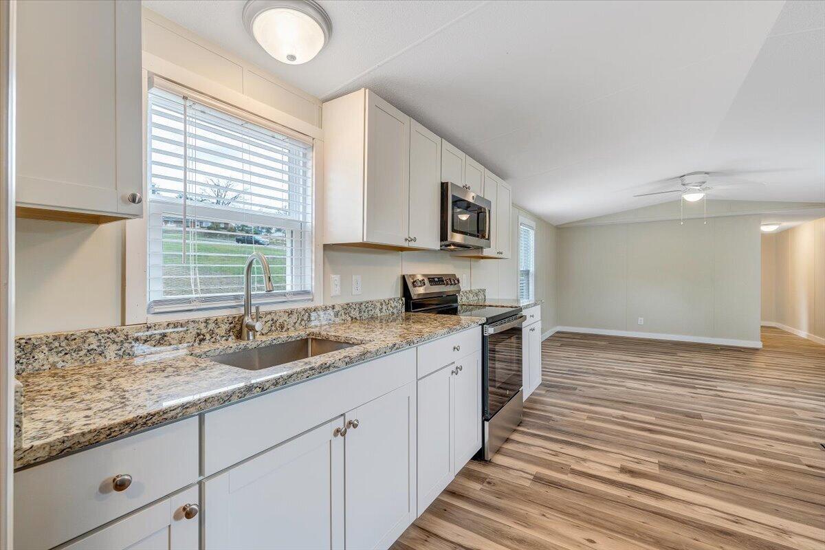 1993 Boones Mill Road Boones Mill, VA 24065 - Photo 14 of 38 14-MIB04849