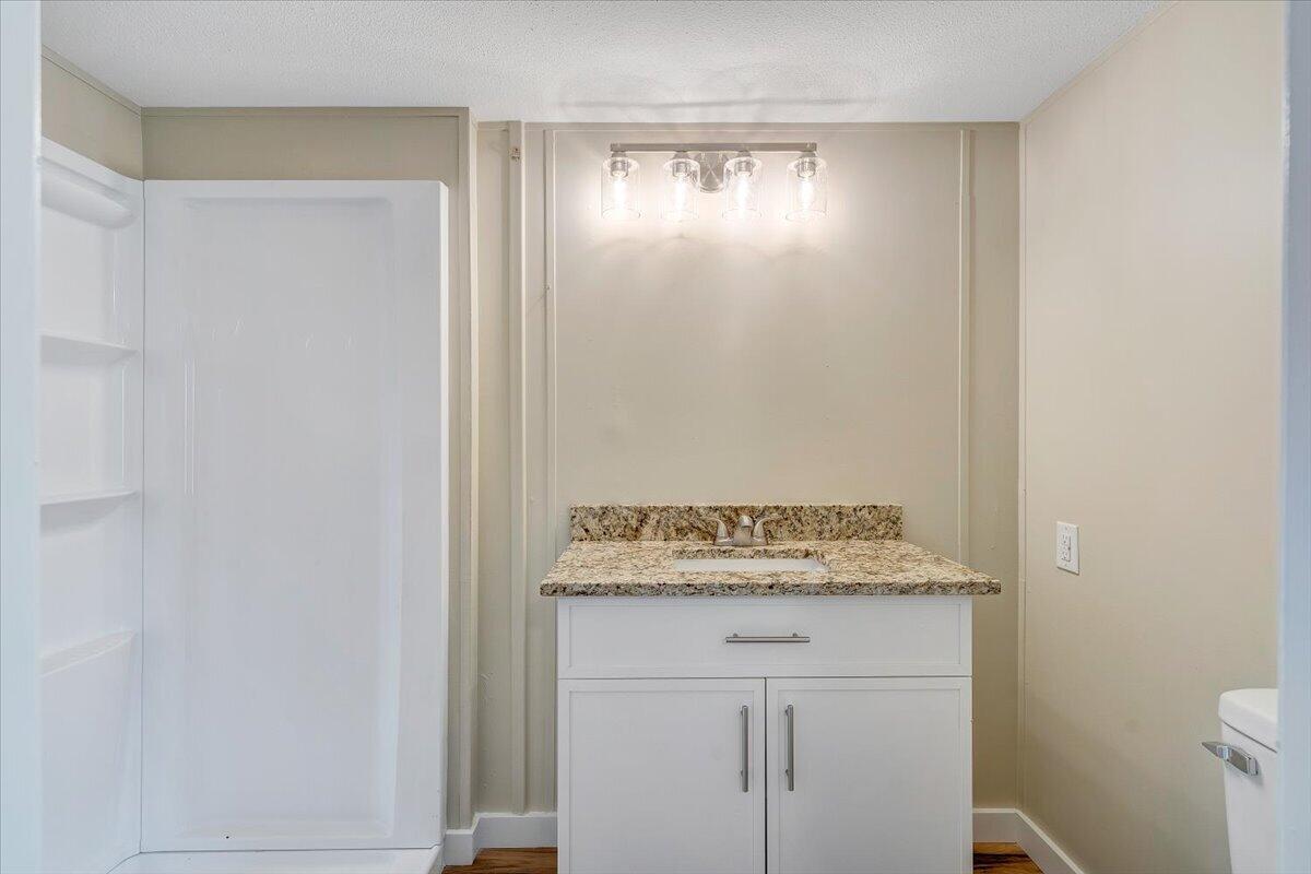 1993 Boones Mill Road Boones Mill, VA 24065 - Photo 20 of 38 20-MIB04870