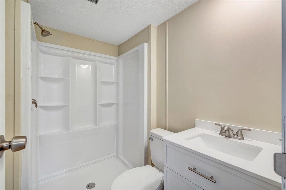 1993 Boones Mill Road Boones Mill, VA 24065 - Photo 29 of 38 29-MIB04900