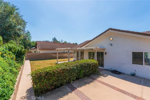$4,200 | 112 North Avenida Palmera, Anaheim, CA 92807
