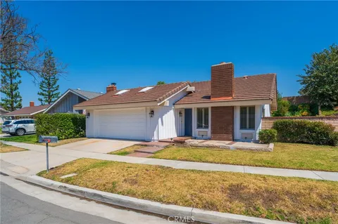 $4,200 | 112 North Avenida Palmera, Anaheim, CA 92807