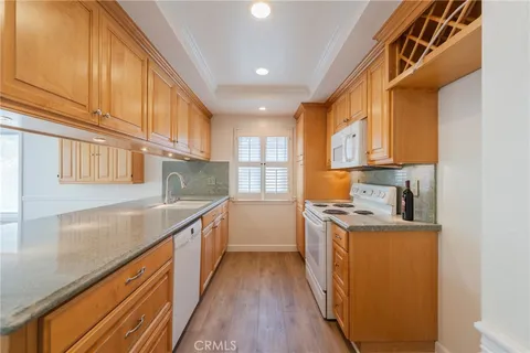 $4,200 | 112 North Avenida Palmera, Anaheim, CA 92807