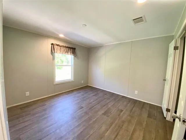 $154,900 | 329 Capricorn Drive, Granbury, TX 76049