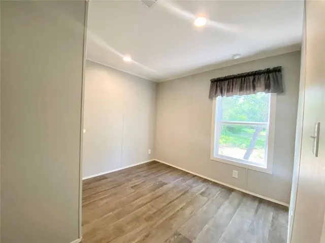 $154,900 | 329 Capricorn Drive, Granbury, TX 76049