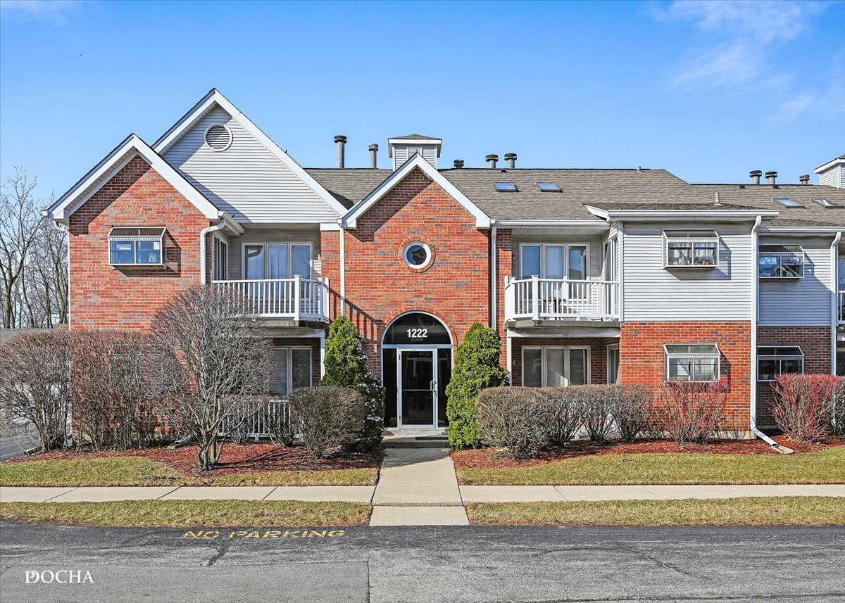 1222 Chalet Road, Unit 102 Naperville, IL 60563 - Photo 1 of 18