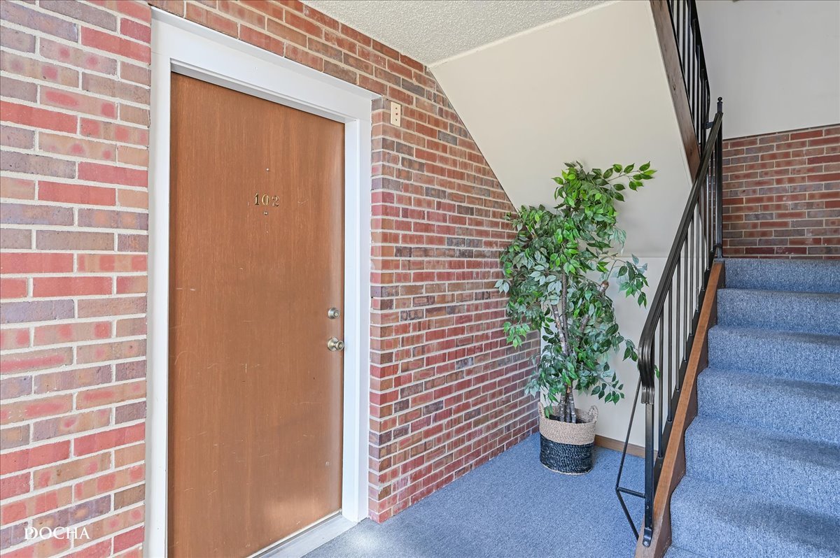 1222 Chalet Road, Unit 102 Naperville, IL 60563 - Photo 15 of 18