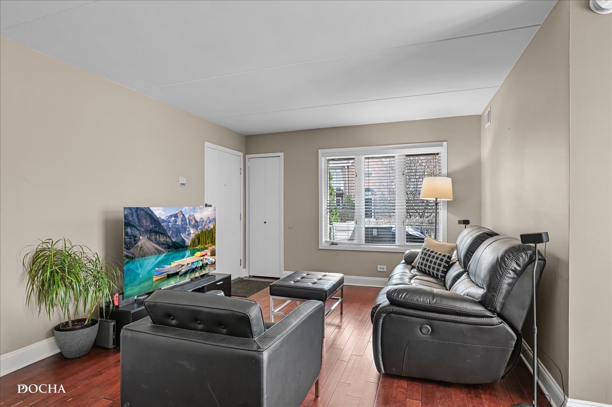 1222 Chalet Road, Unit 102 Naperville, IL 60563 - Photo 2 of 18