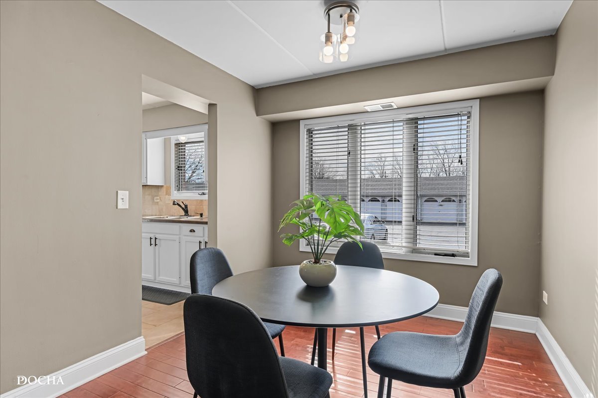 1222 Chalet Road, Unit 102 Naperville, IL 60563 - Photo 4 of 18