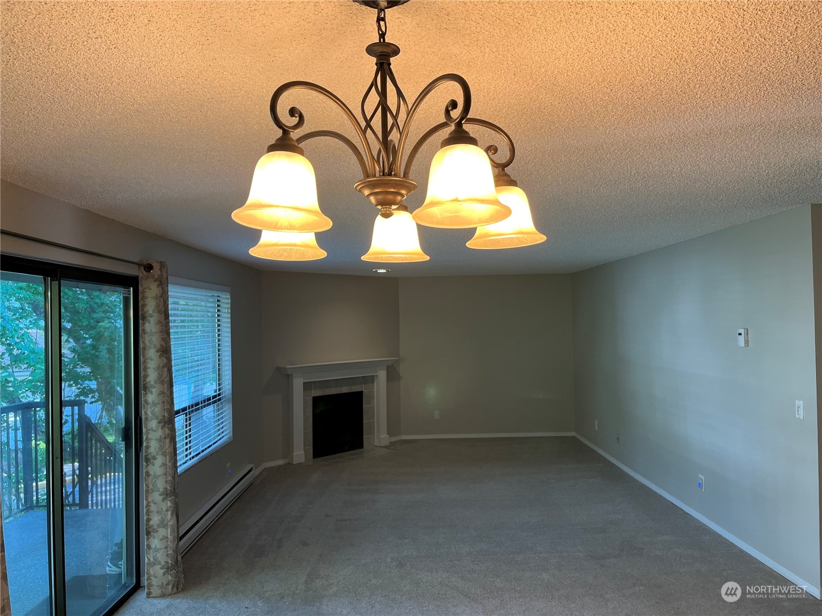 1800 Southwest 318th Place, Unit D Federal Way, WA 98023 - Photo 4 of 22