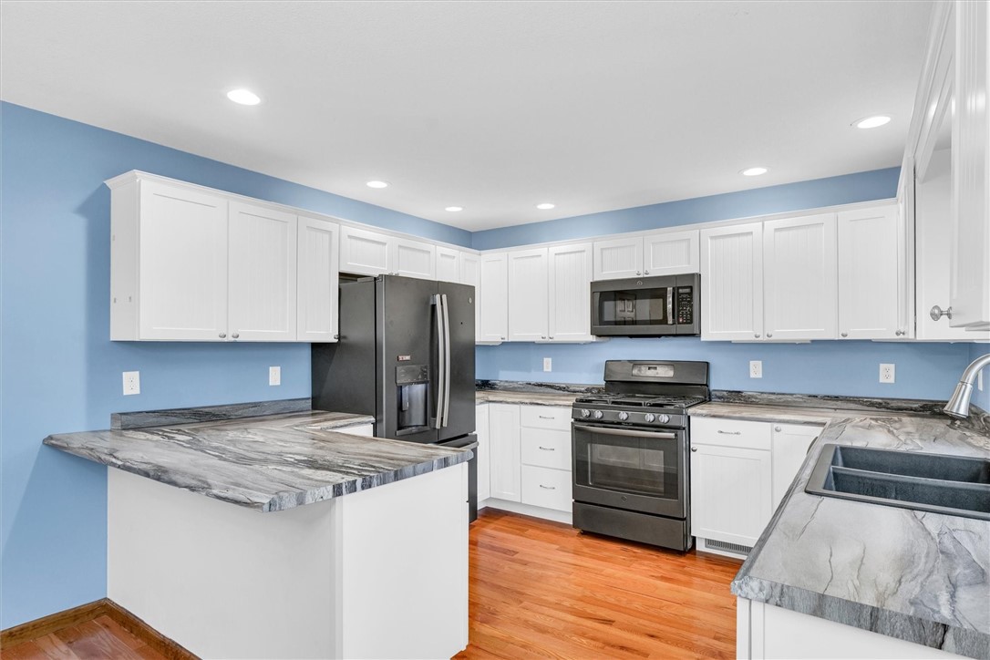 6 Grandview Heights Findlay, IL 62534 - Photo 12 of 36