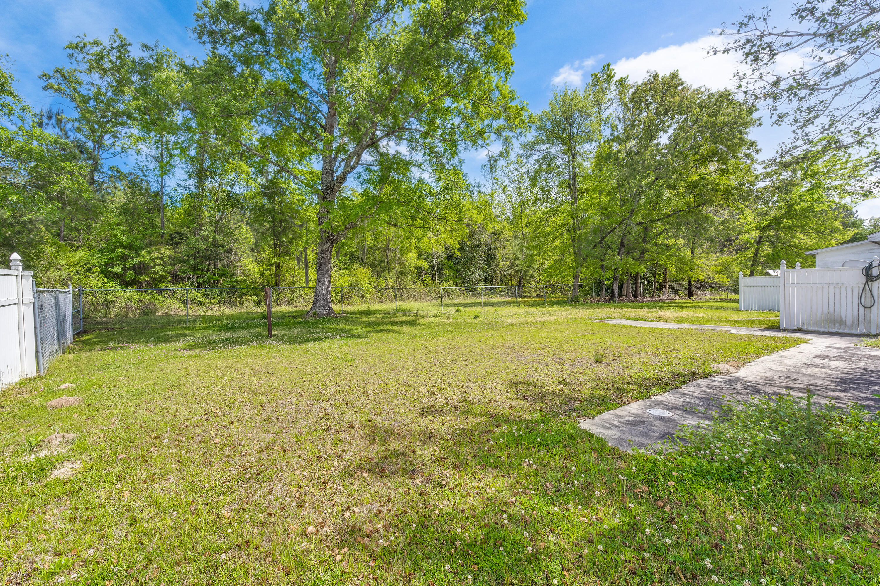 1111 Millwood Loop Jamestown, SC 29453 - Photo 25 of 25 25
