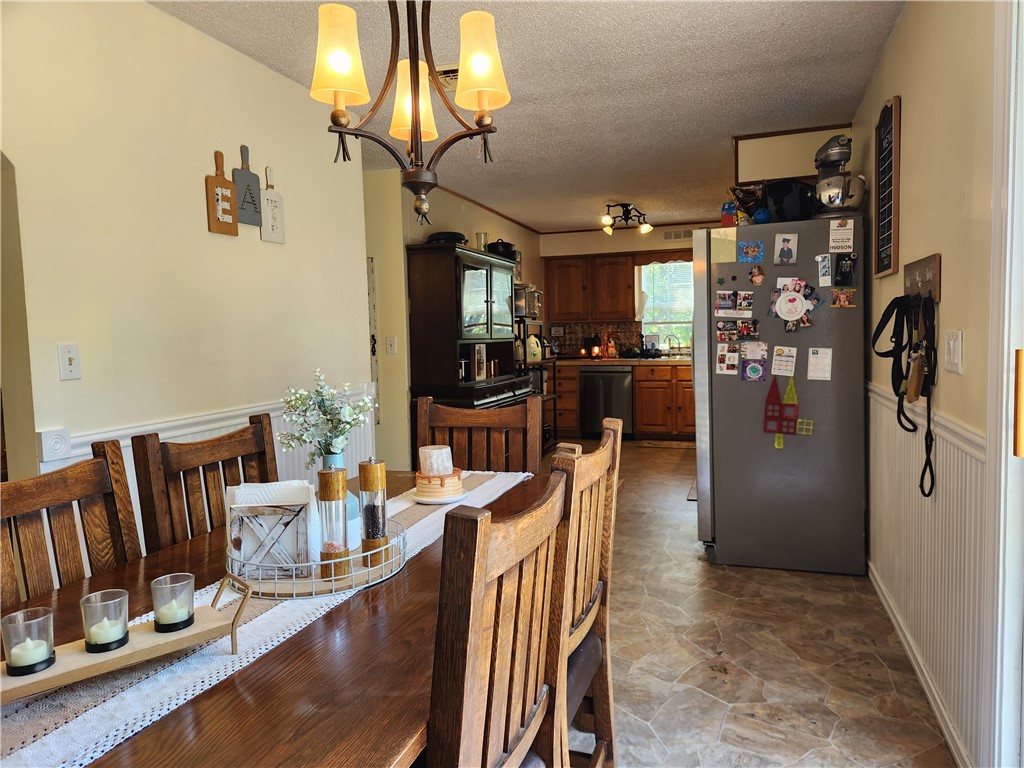 203 Wall Street Findlay, IL 62534 - Photo 7 of 29