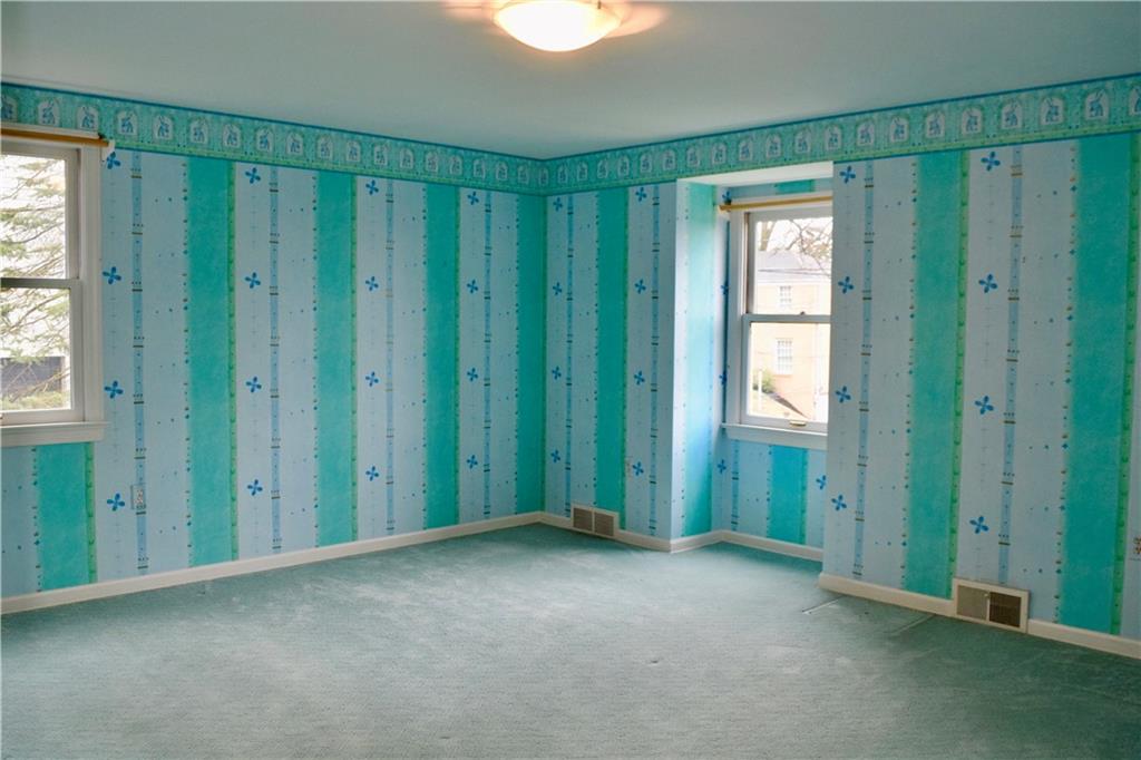 525 Guyasuta Road Pittsburgh, PA 15215 - Photo 12 of 21 Gallery Image 12