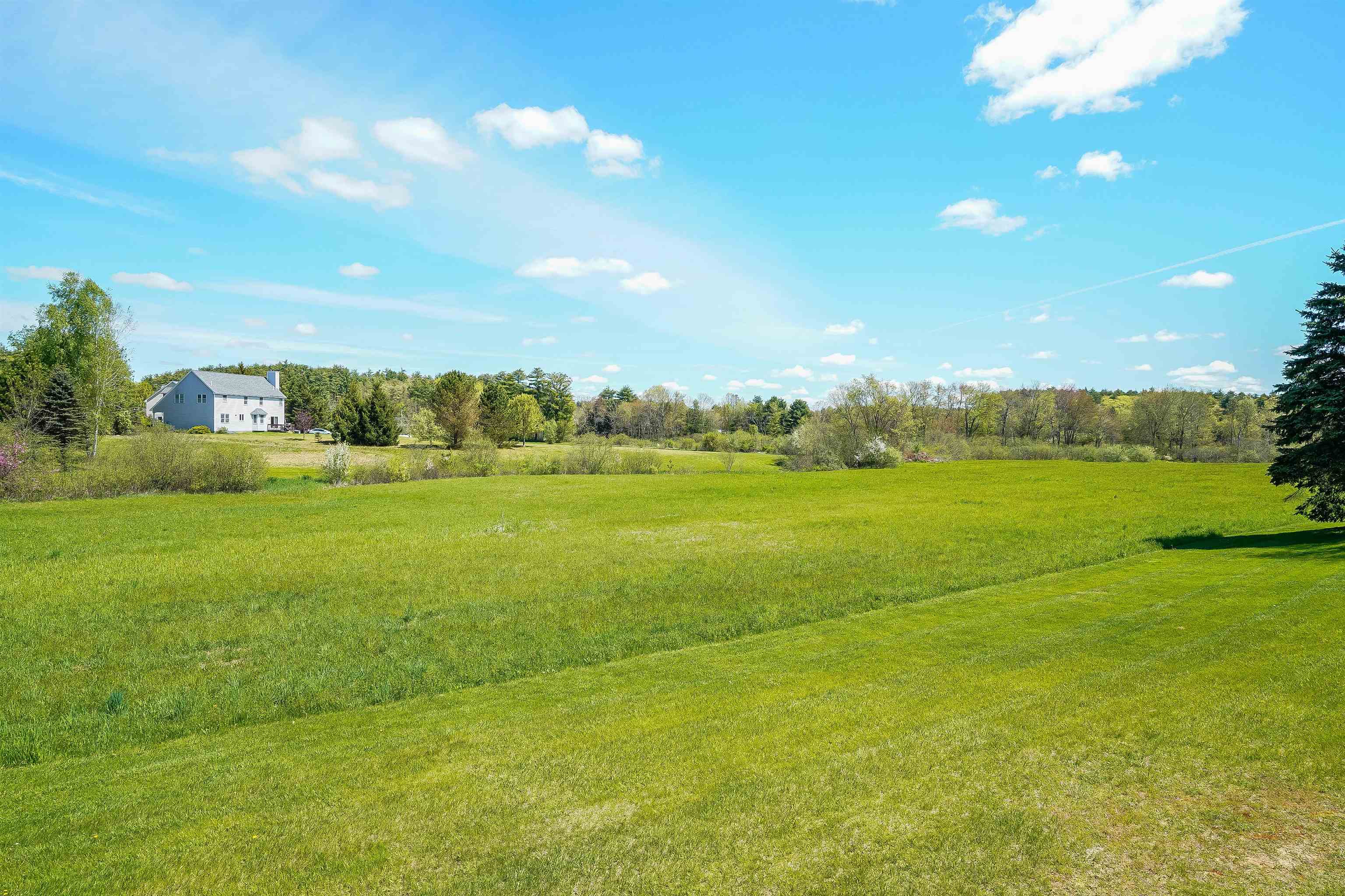 48 Ponemah Road, Unit B3 Amherst, NH 03031 - Photo 8 of 18 Gallery Image 8