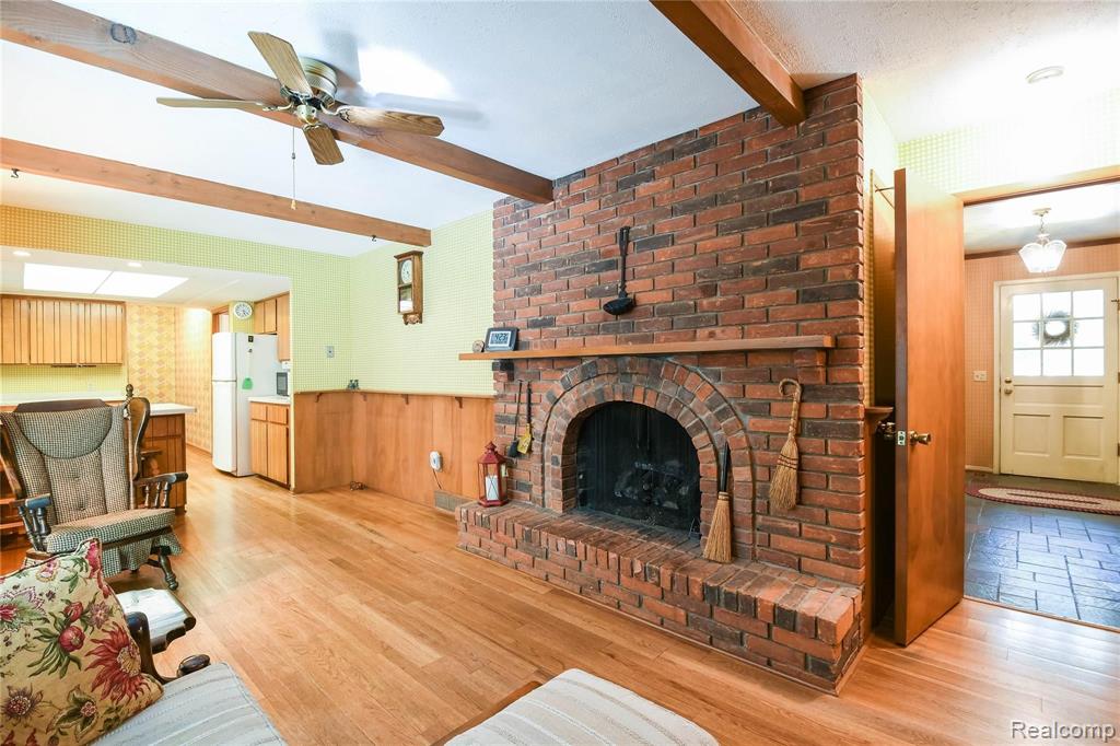 5355 Beach Road Troy, MI 48098 - Photo 15 of 27