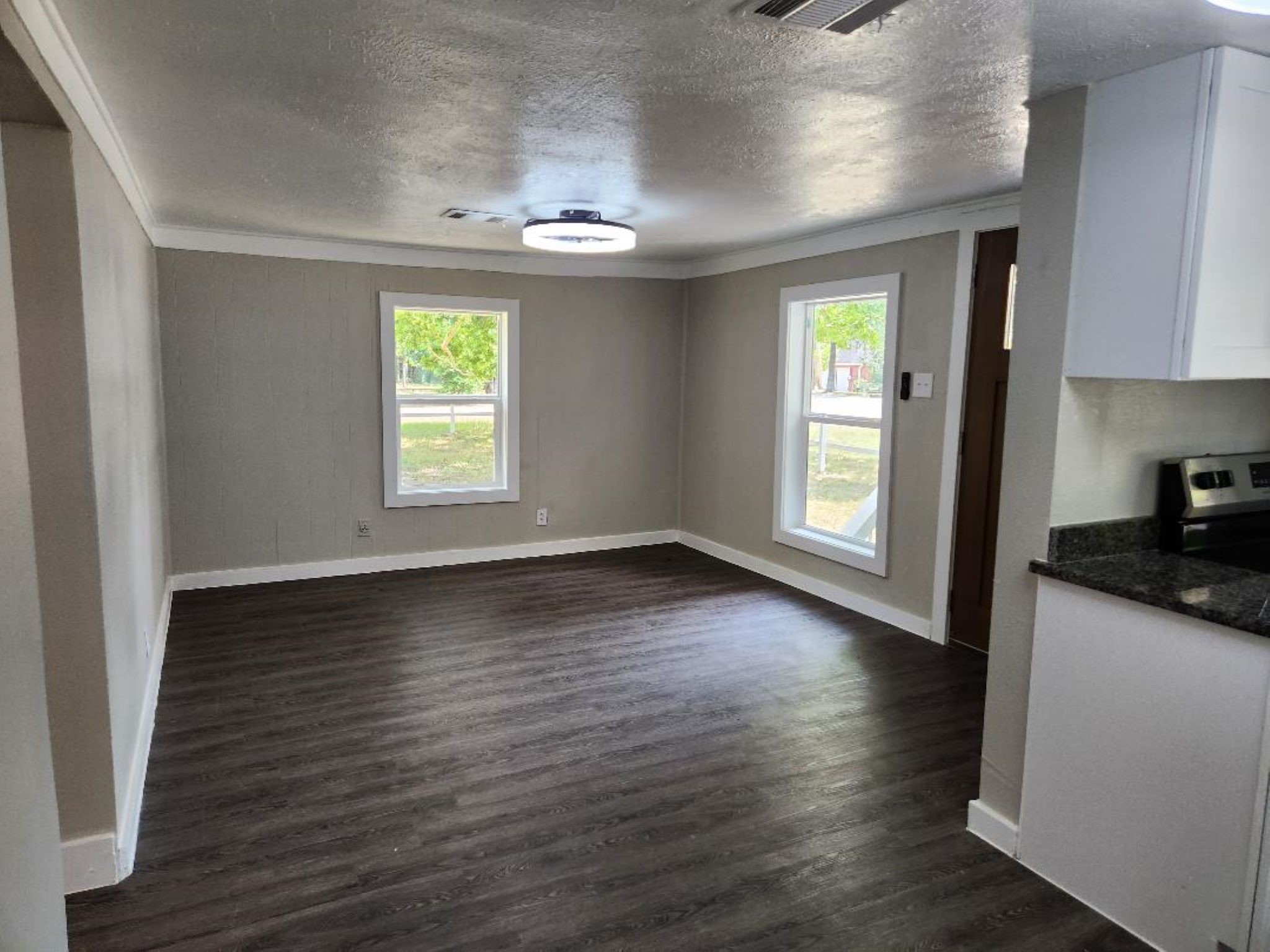 728 Hudson Road Conroe, TX 77304 - Photo 8 of 26