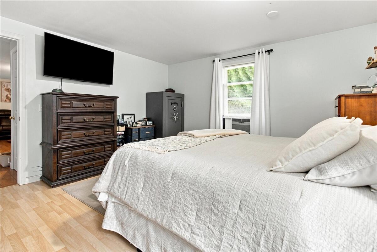 276 Johnson Hill Road Poland, ME 04274 - Photo 54 of 70 39-DSC02112_with_tv