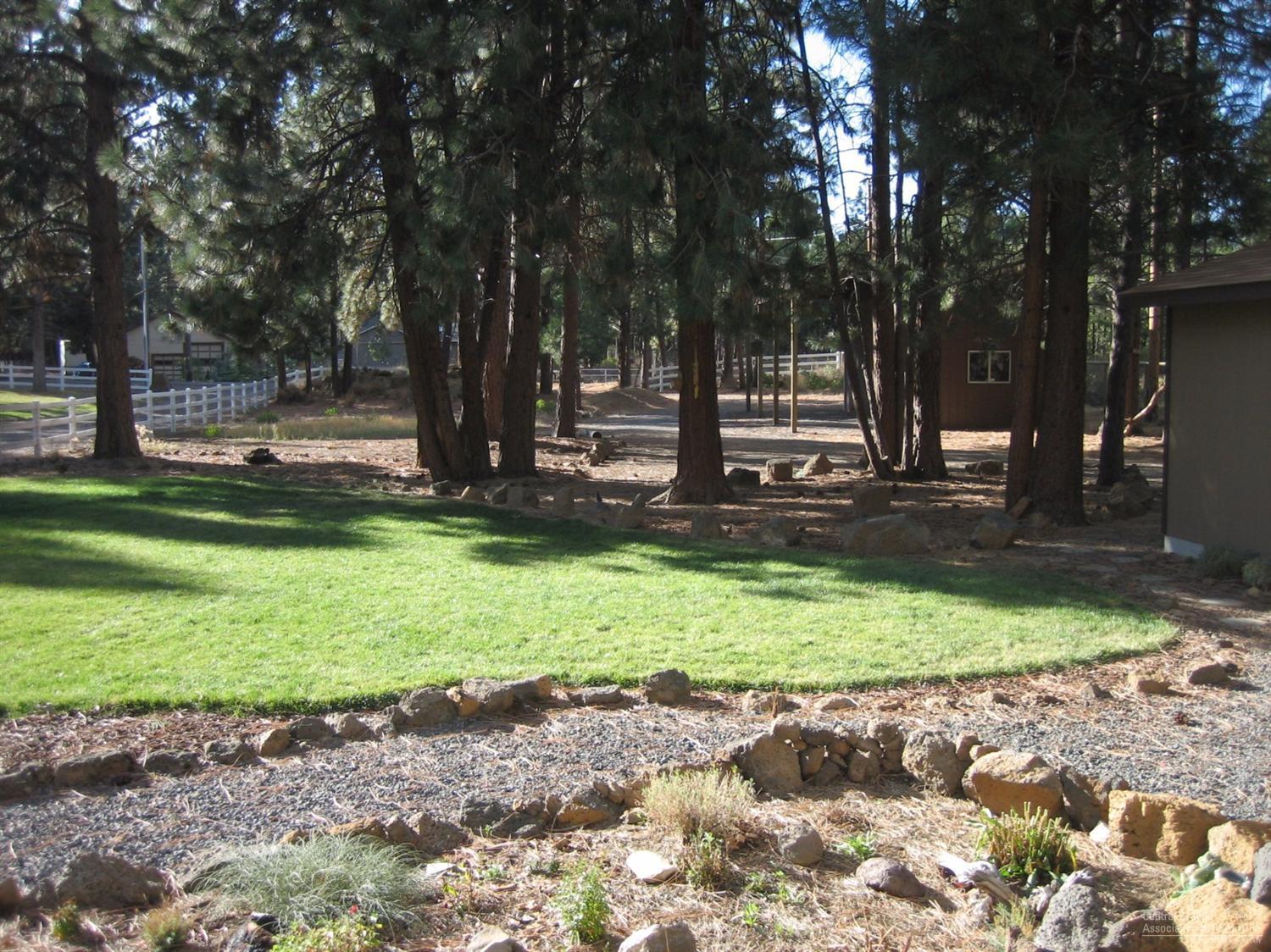 60084 Southwest Turquoise Road Bend, OR 97702 - Photo 11 of 17 Additional Photo