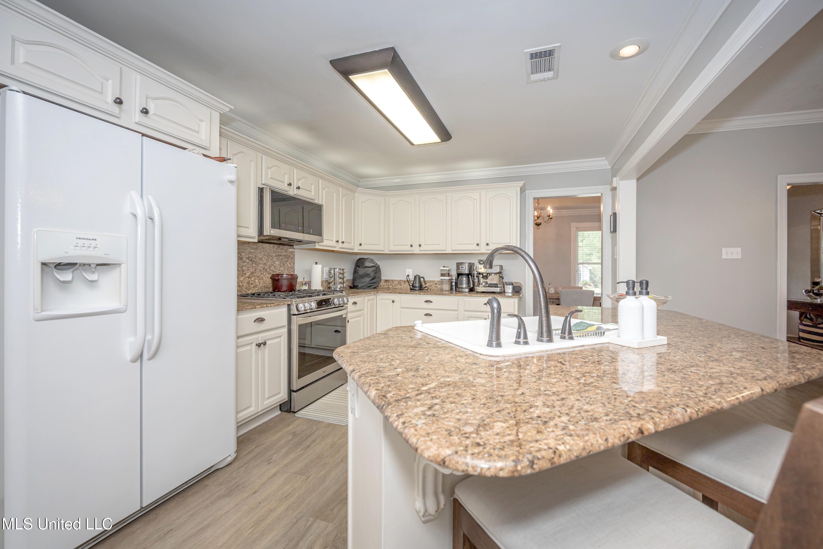 7321 Ieke Circle Diamondhead, MS 39525 - Photo 30 of 114 IMG_7105