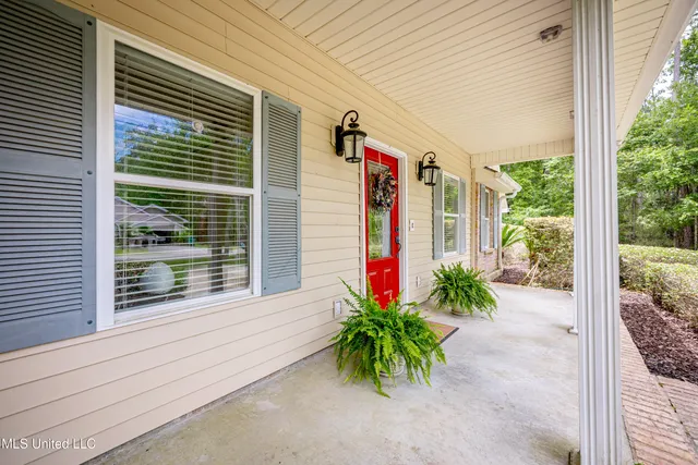 $310,000 | 7321 Ieke Circle, Diamondhead, MS 39525