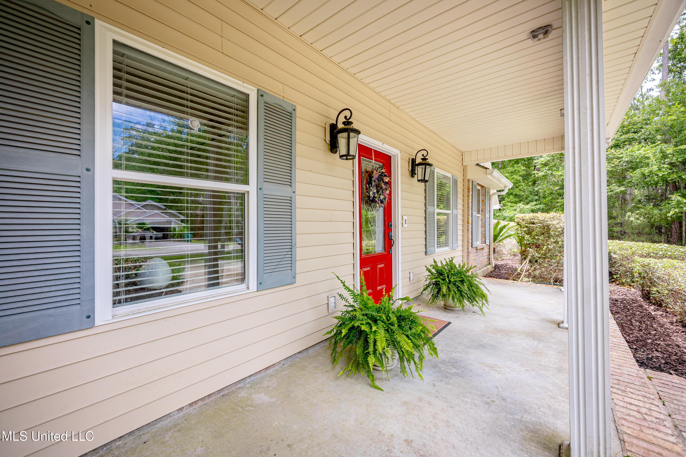 7321 Ieke Circle Diamondhead, MS 39525 - Photo 7 of 114 IMG_7091