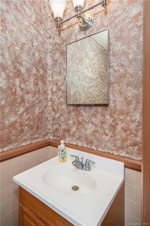 6801 Stoney Ridge Road, Unit 35 Matthews, NC 28104 - Photo 15 of 20 Gallery Image 15