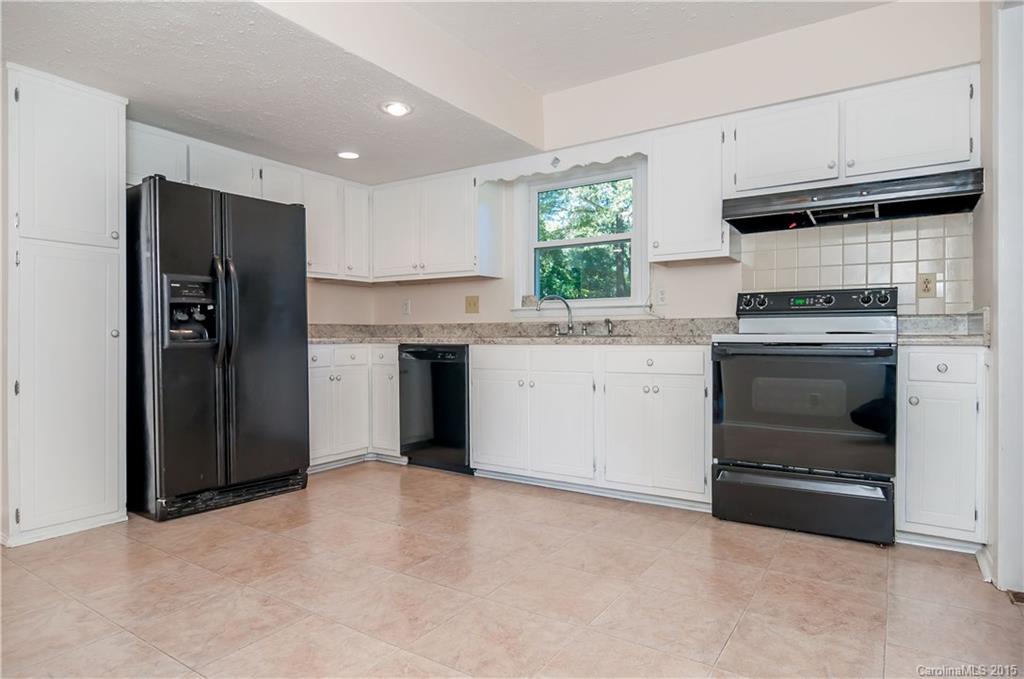 6801 Stoney Ridge Road, Unit 35 Matthews, NC 28104 - Photo 7 of 20 Gallery Image 7