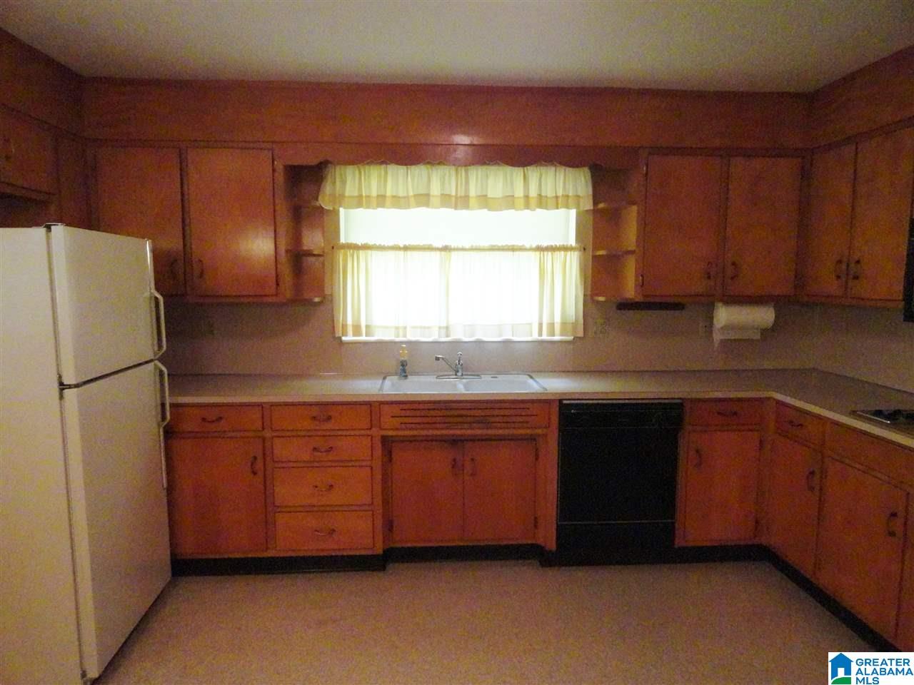 805 Oak Ridge Drive Birmingham, AL 35214 - Photo 12 of 28