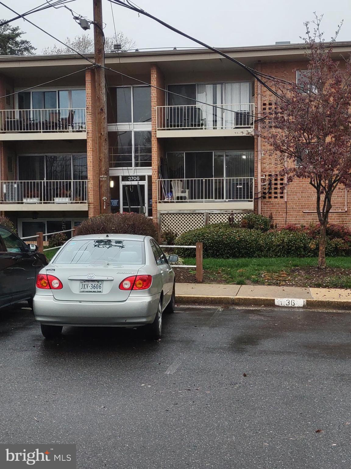 3706 North Rosser Street, Unit 204, Alexandria, VA 22311 Compass