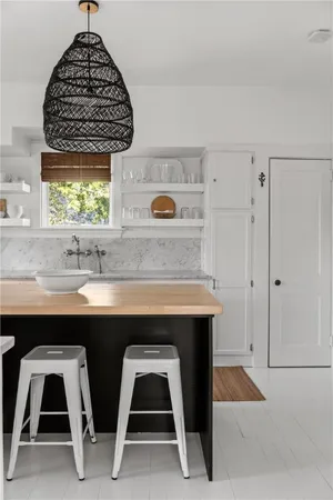 $25,000 | 193 Coggeshall Avenue, Newport, RI 02840