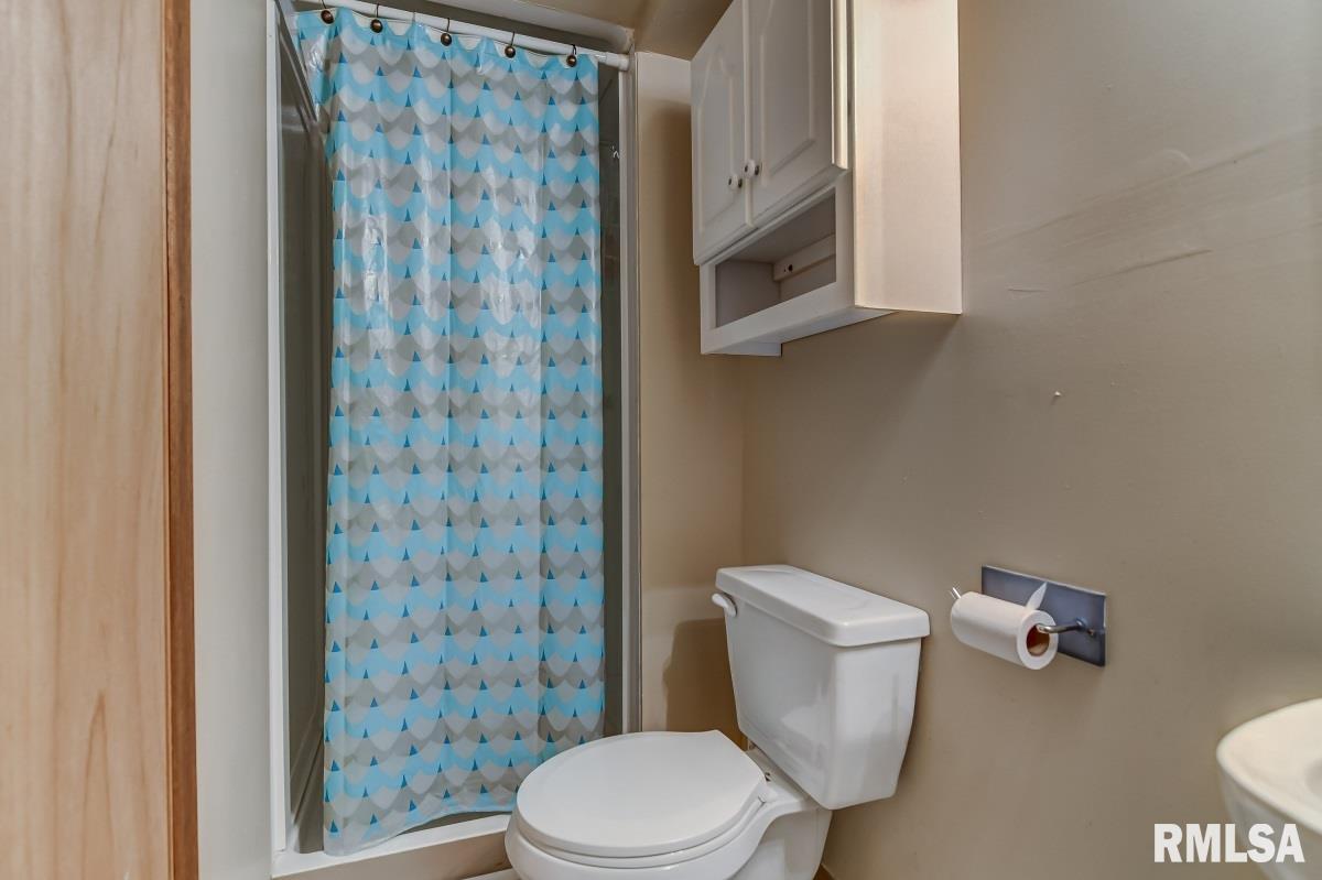 2912 Somerton Road Springfield, IL 62702 - Photo 27 of 32