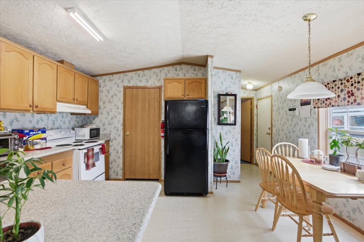 58 5th Street Colchester, VT 05446 - Photo 12 of 28