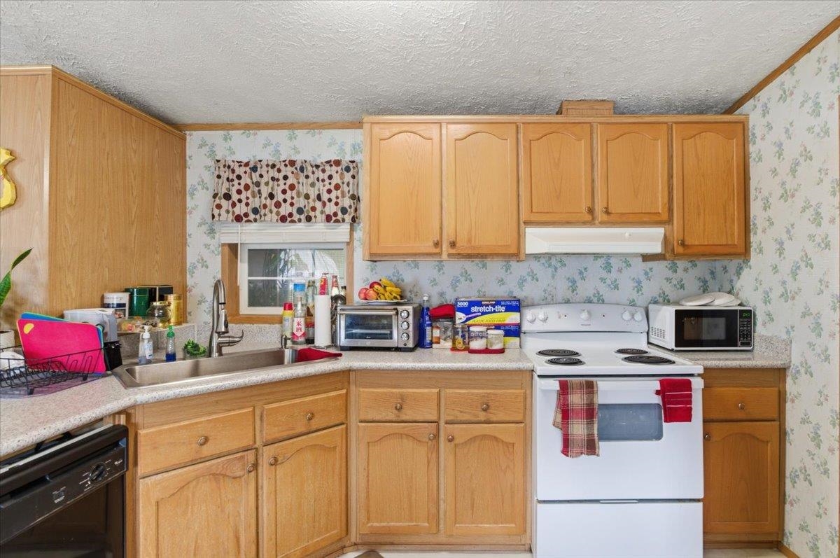 58 5th Street Colchester, VT 05446 - Photo 15 of 28