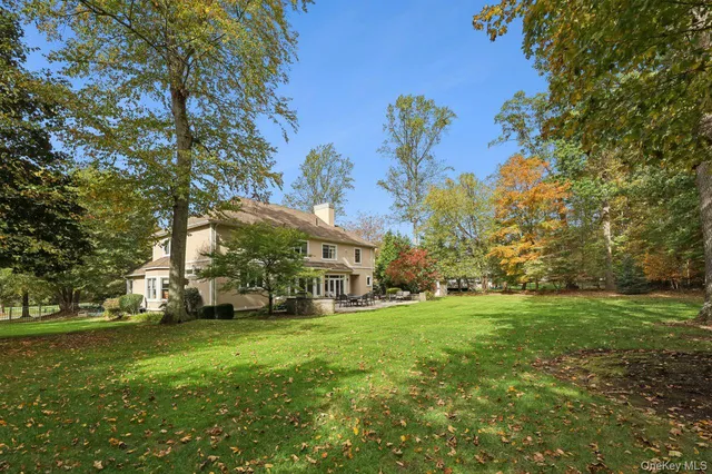 $1,699,000 | 39 Oxford Drive, Montebello, NY 10901