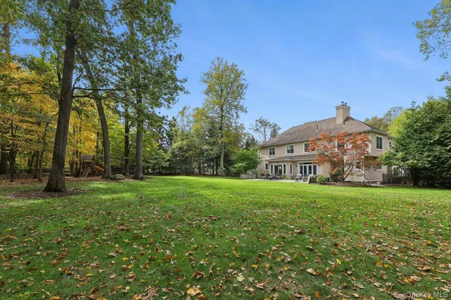 $1,699,000 | 39 Oxford Drive, Montebello, NY 10901