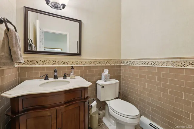 $1,699,000 | 39 Oxford Drive, Montebello, NY 10901