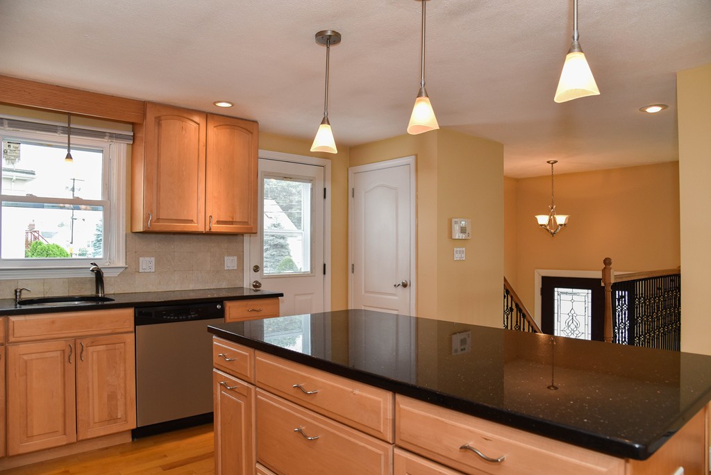 144 Rumney Road Revere, MA 02151 - Photo 9 of 26 Gallery Image 9