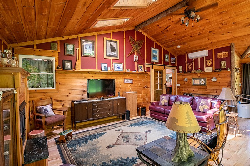 4 Levi Lamb Road Keene Valley, NY 12943 - Photo 3 of 28 Gallery Image 3