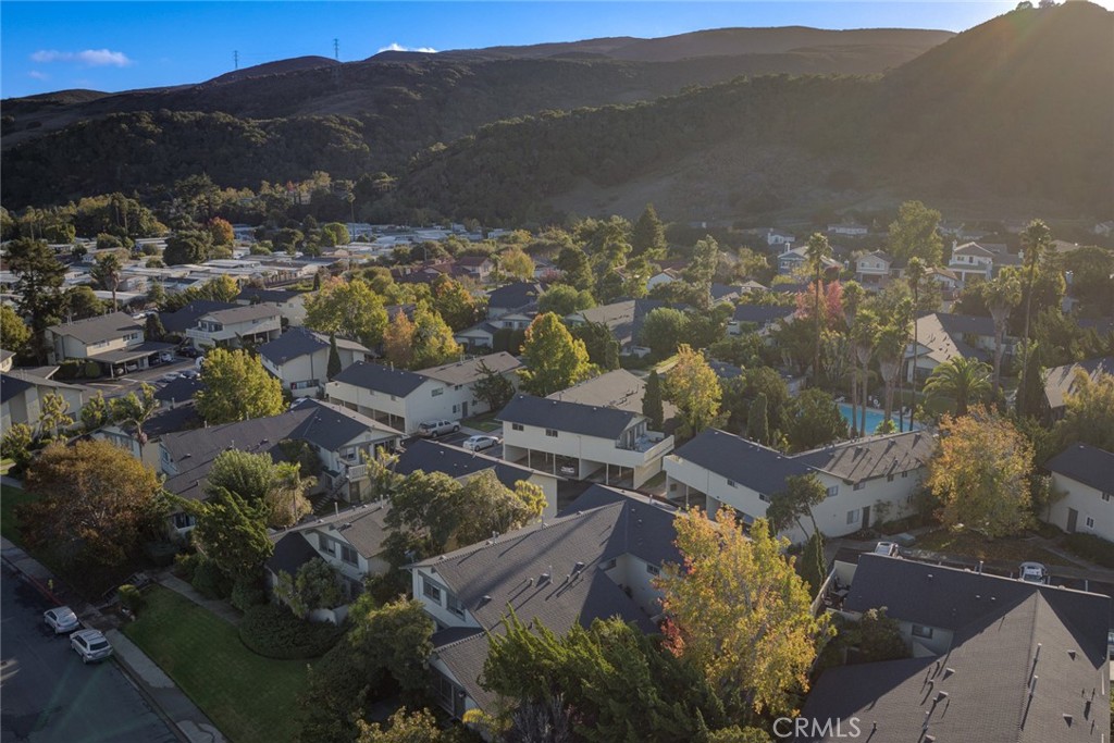1750 Prefumo Canyon Road, Unit 48 San Luis Obispo, CA 93405 - Photo 25 of 32 a view of lake and mountain