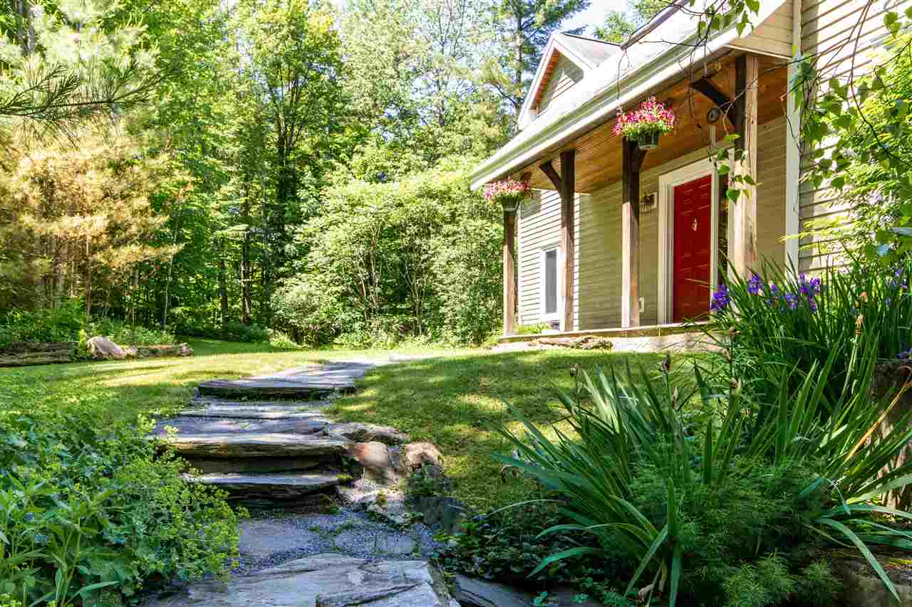 35 North Pinnacle Ridge Road Waterbury, VT 05676 - Photo 3 of 39 Gallery Image 3