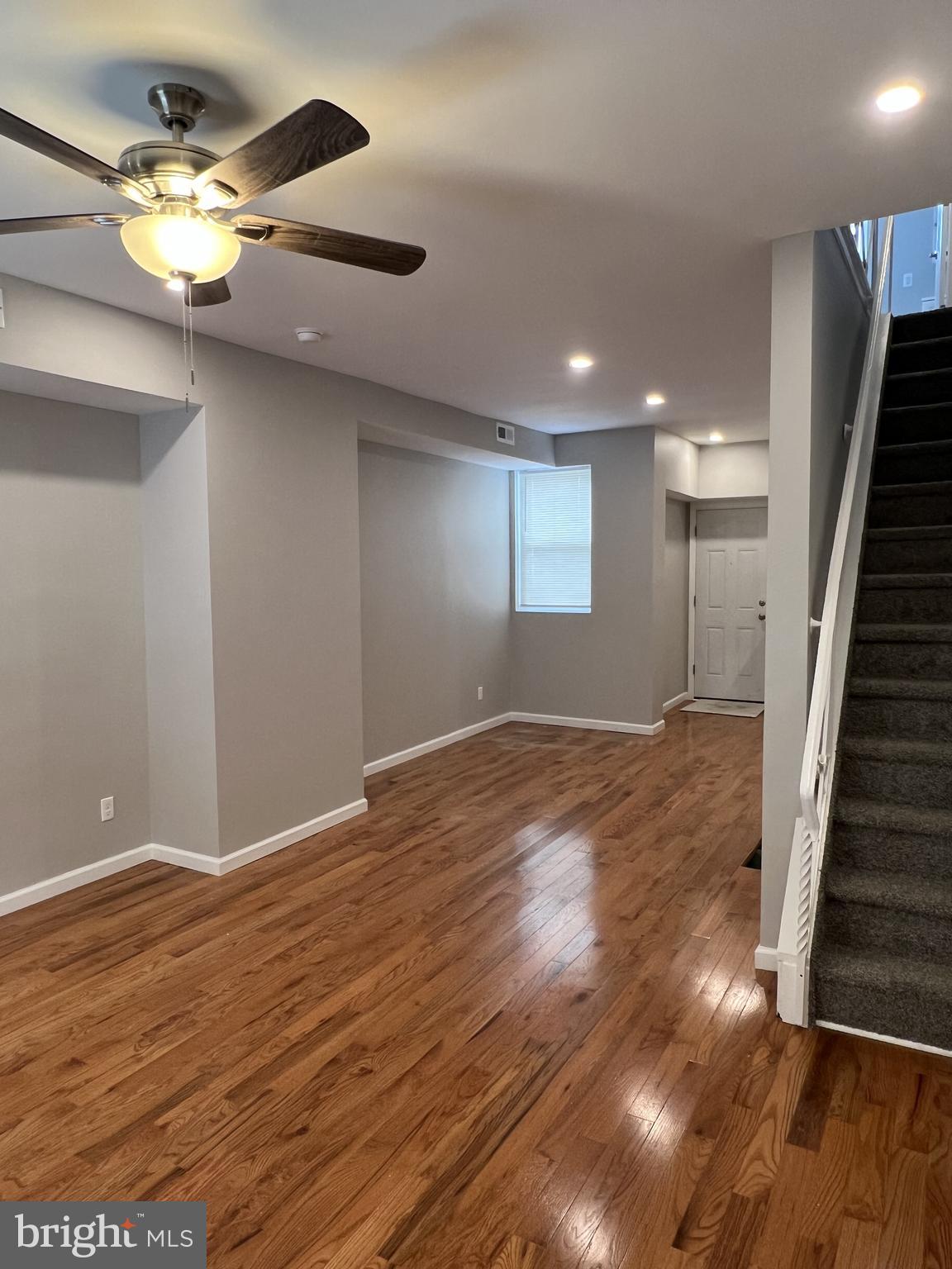 3186 Agate Street Philadelphia, PA 19134 - Photo 2 of 12